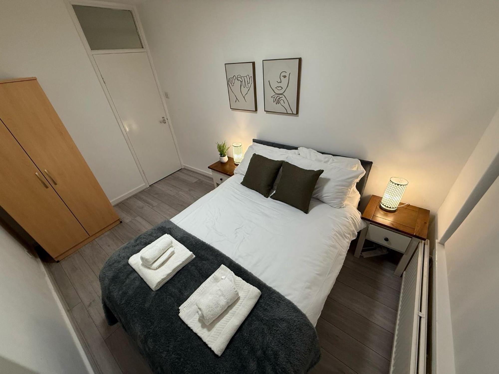 Guest In Vauxhall Guest house *