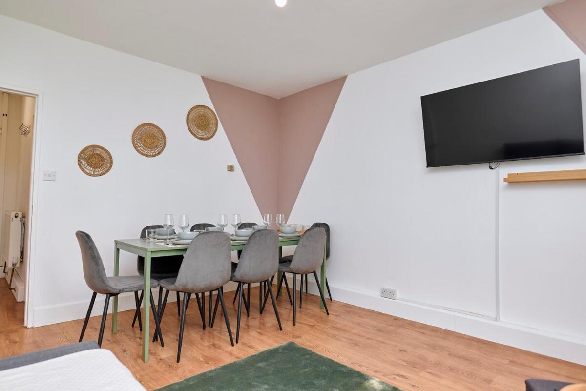 Apartment Elegant 3-bed Flat In Bayswater!