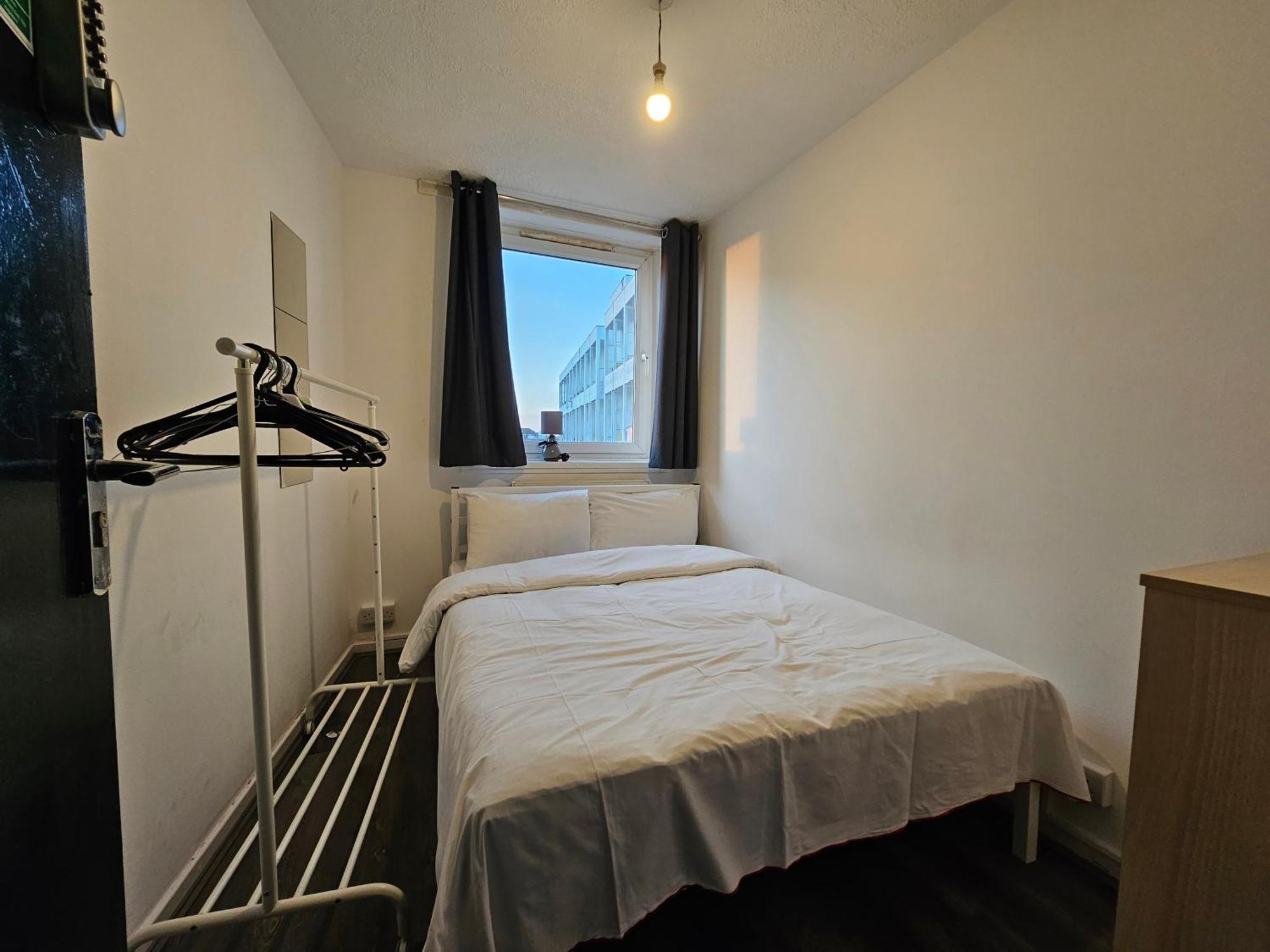 Guest house Wapping London