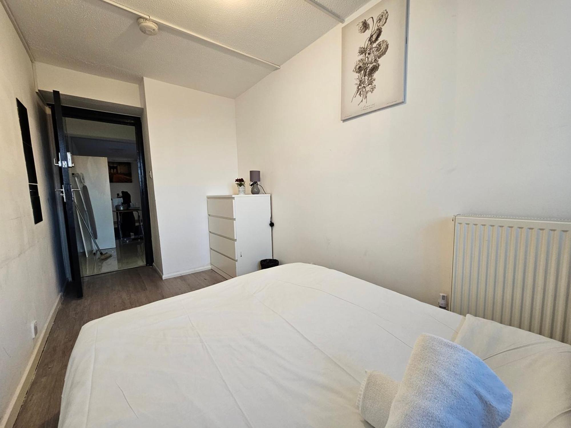 Guest house Wapping London