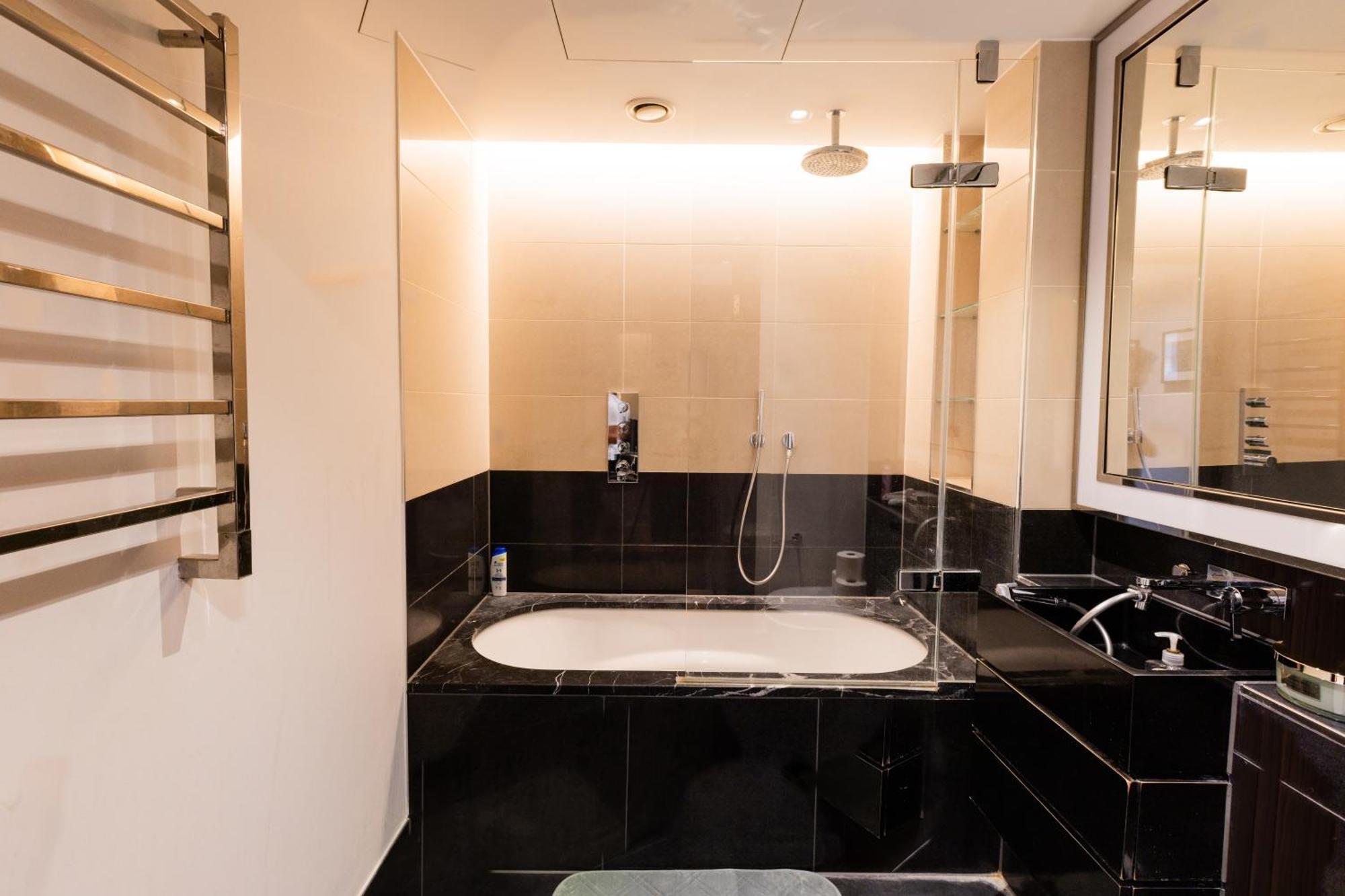 Apartment The Westminister Pearl 2b2b *