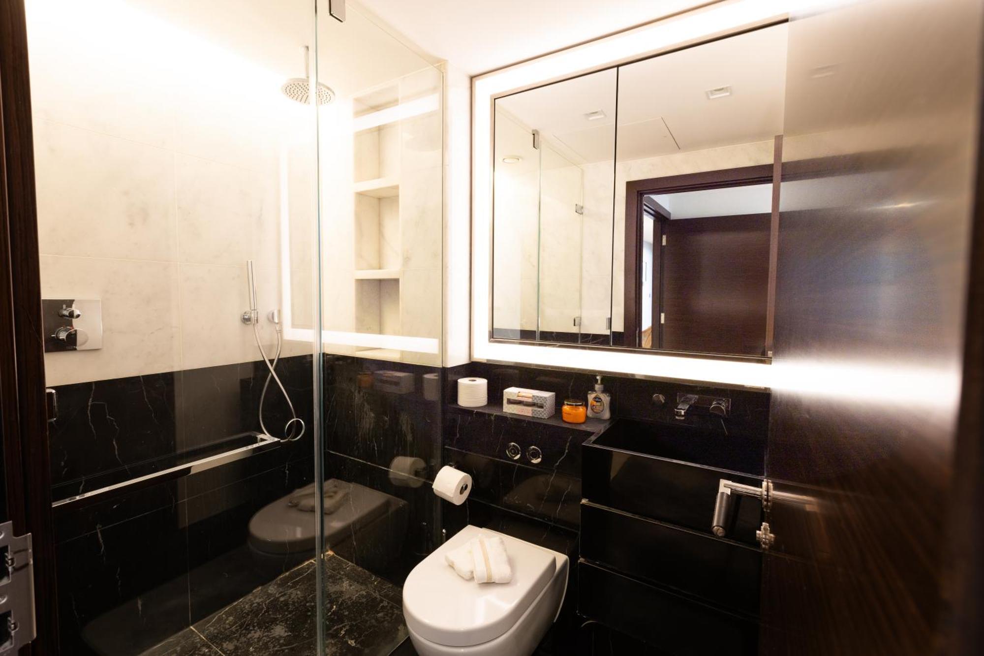 The Westminister Pearl 2b2b Apartment