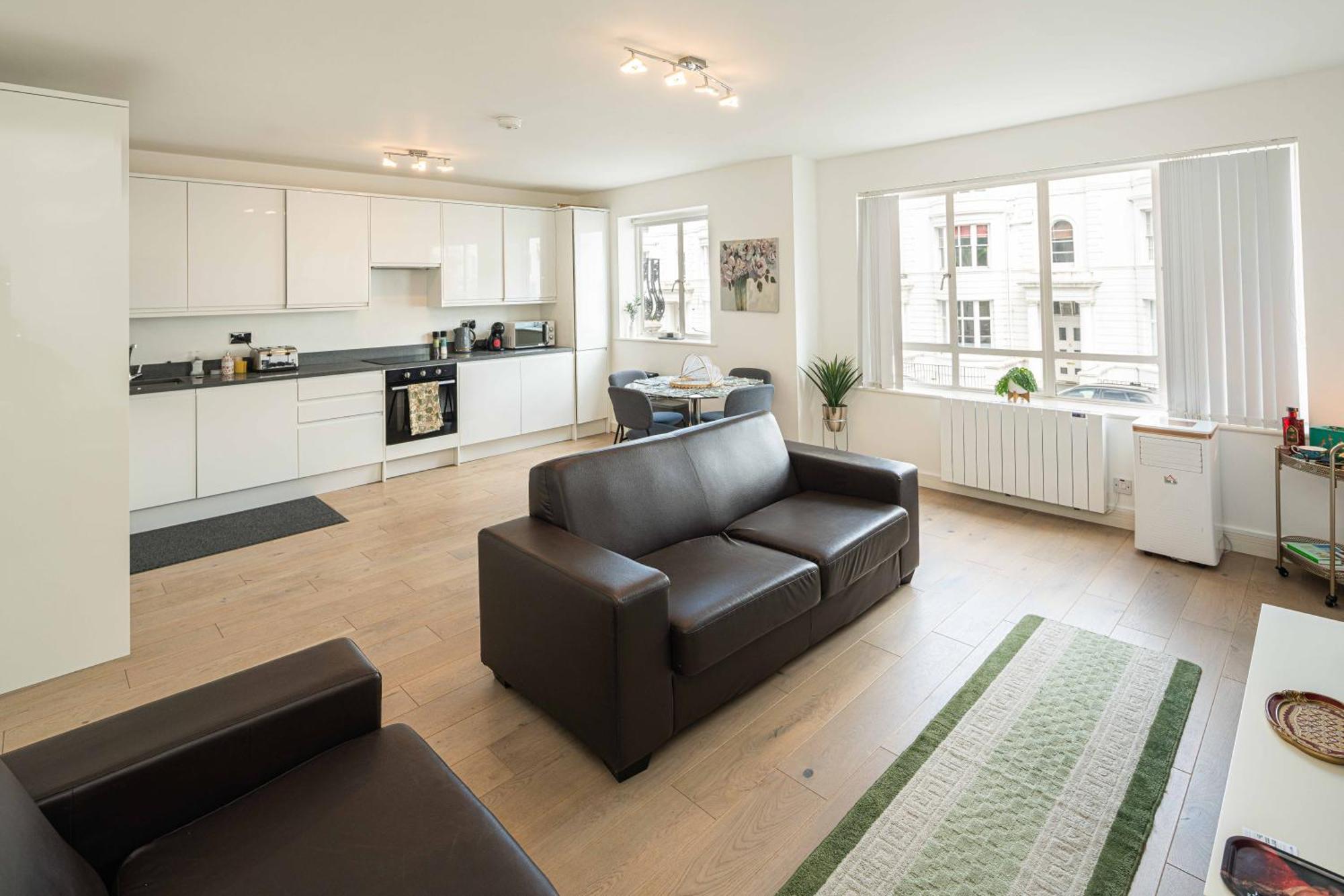 Bright & Modern Newly Refurb 2-Bed 2-Bath Whole Apartment Near Hyde Park & Kensington, Prime Paddington Location Zone 1 Apartamento *