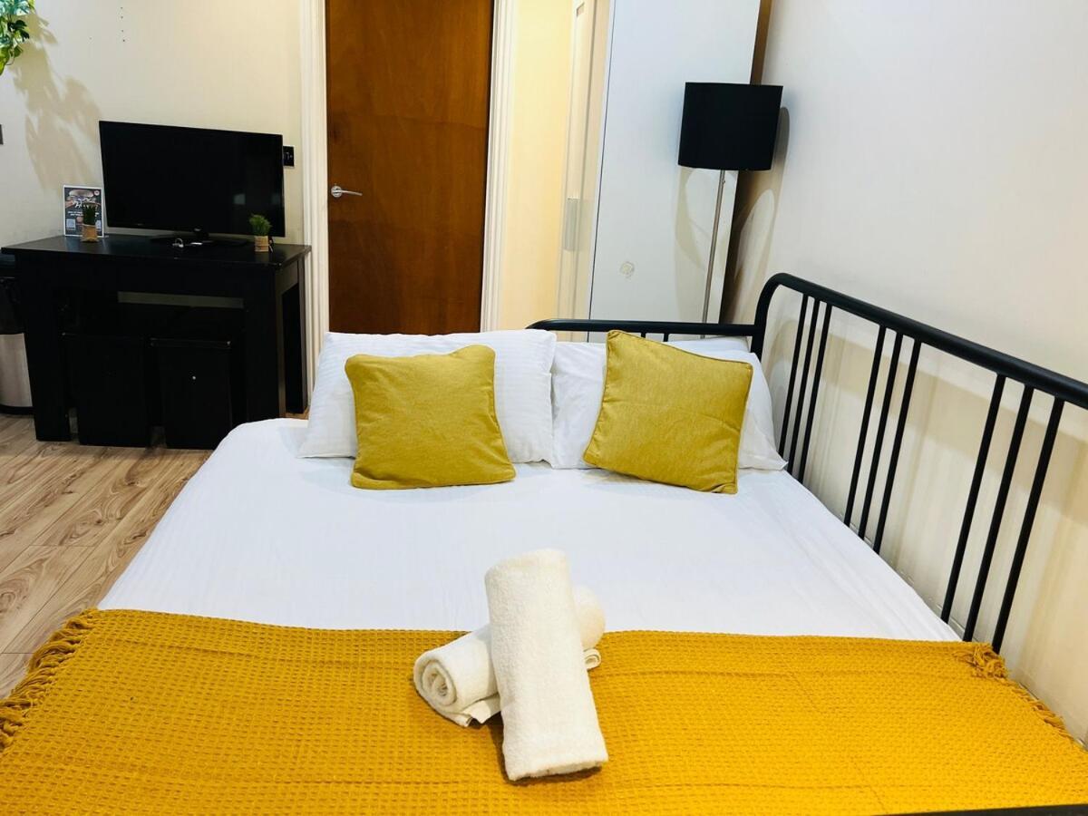 Apartment Beautiful One Bedroom Flat In Location *
