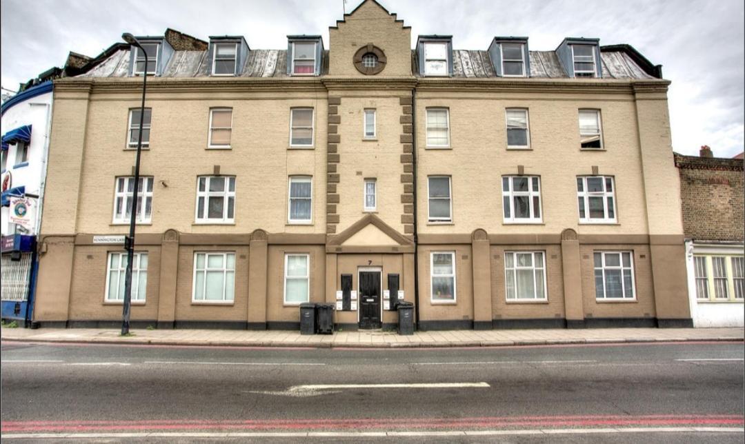 A1-1 Bed Ground Floor Flat In Elephant Castle Apartment London