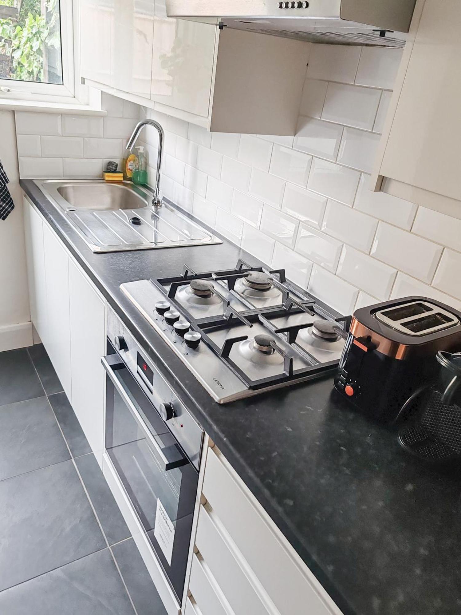 1-bedroom Flat With Small Garden & Paid Parking In Finsbury Park, Highbury * London