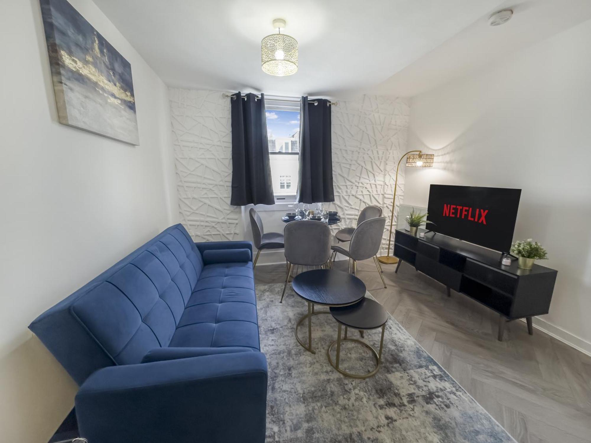 Apartment Stylish Hyde Park 3 Bedroom