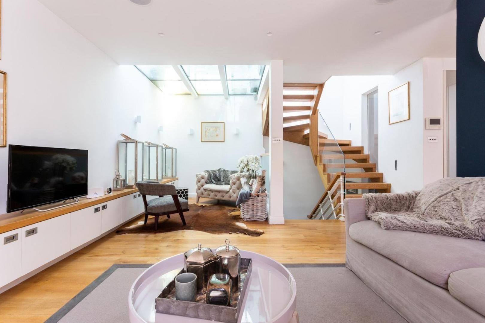 Feriehus New Stunning 5bd Mews House