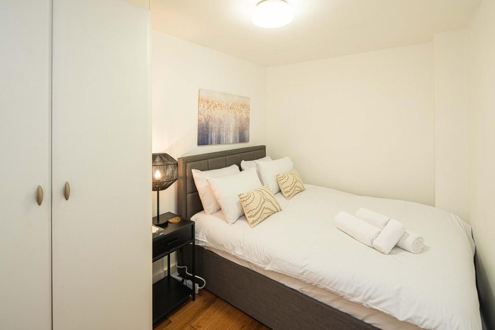 Stylish 3bd Flat In Prime Covent Garden Location London