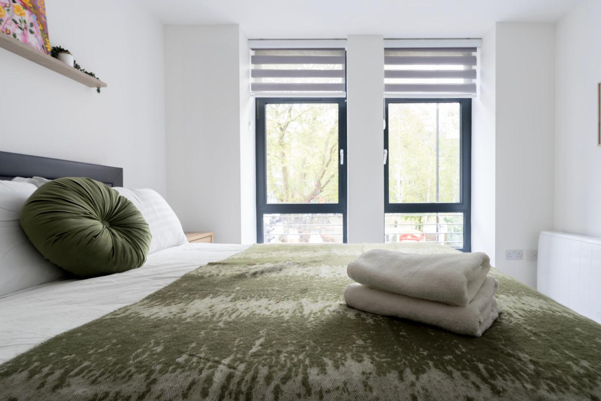 Stylish Modern By Aldgate East Station 2 Londen