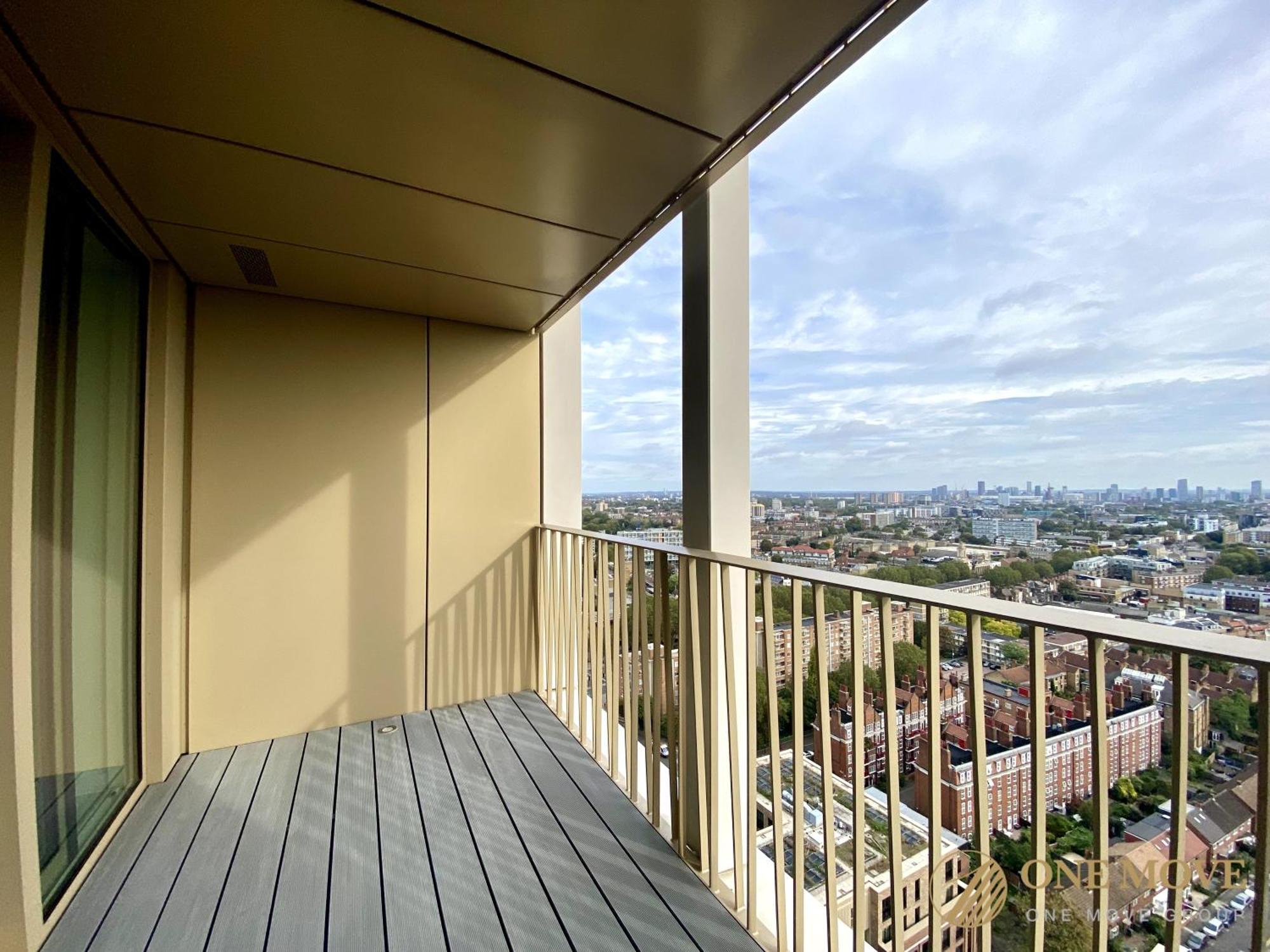 Luxury Skyline Living 2b2b * London