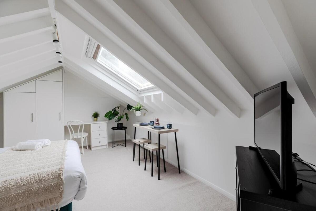 Apartment The Earl's Court Haven London