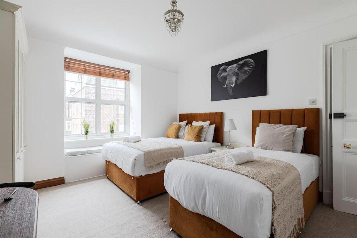 The Earl's Court Haven Apartment