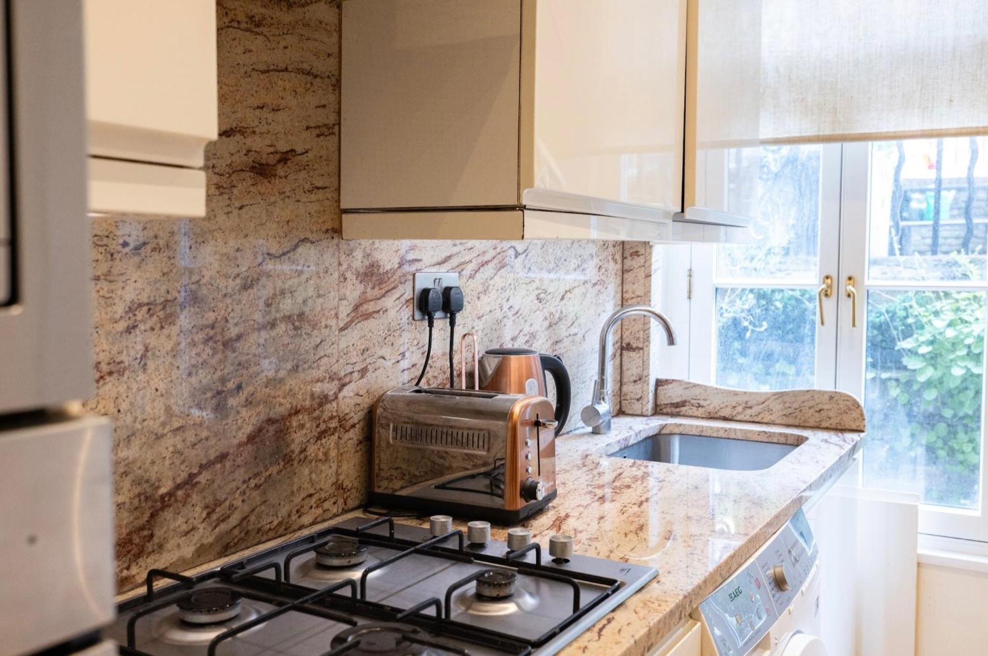 Chic In Brown Hart Gardens Appartement *