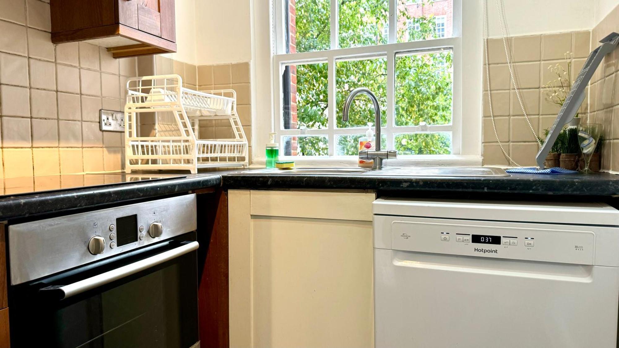 Luxury 2 Bedroom Edgware Road By Amer *