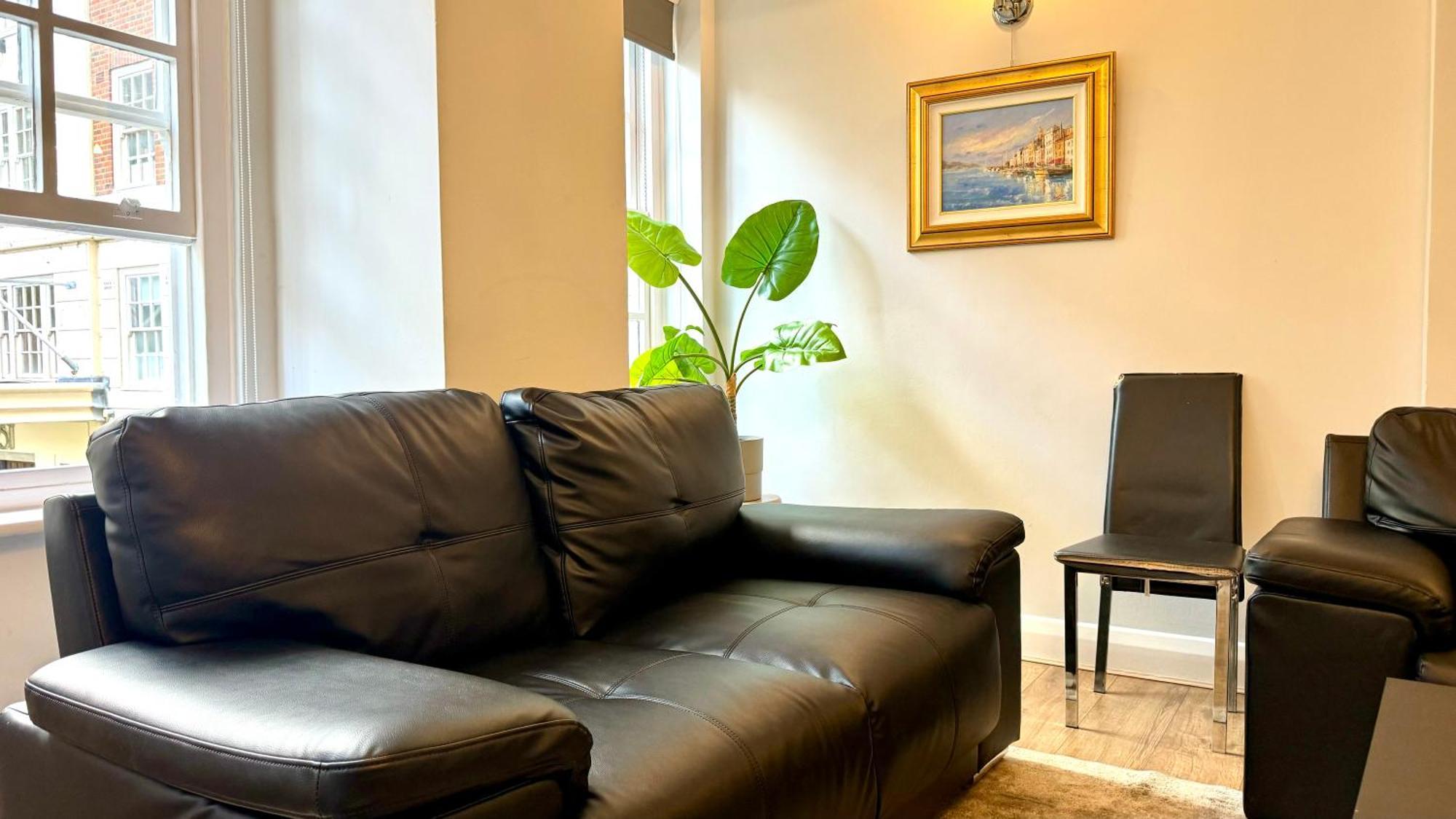 Luxury 2 Bedroom Edgware Road By Amer London