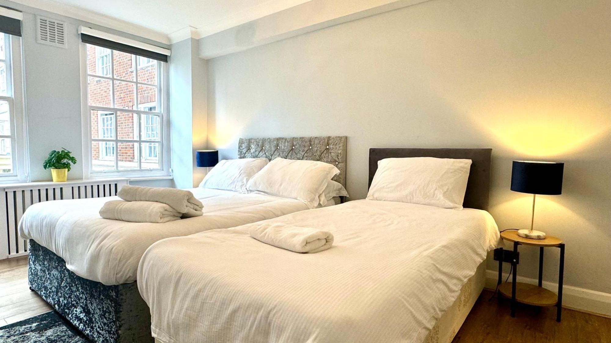 Luxury 2 Bedroom Edgware Road By Amer London
