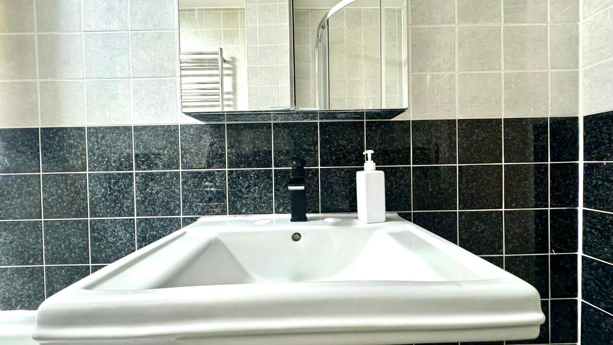Apartment Luxury 2 Bedroom Edgware Road By Amer