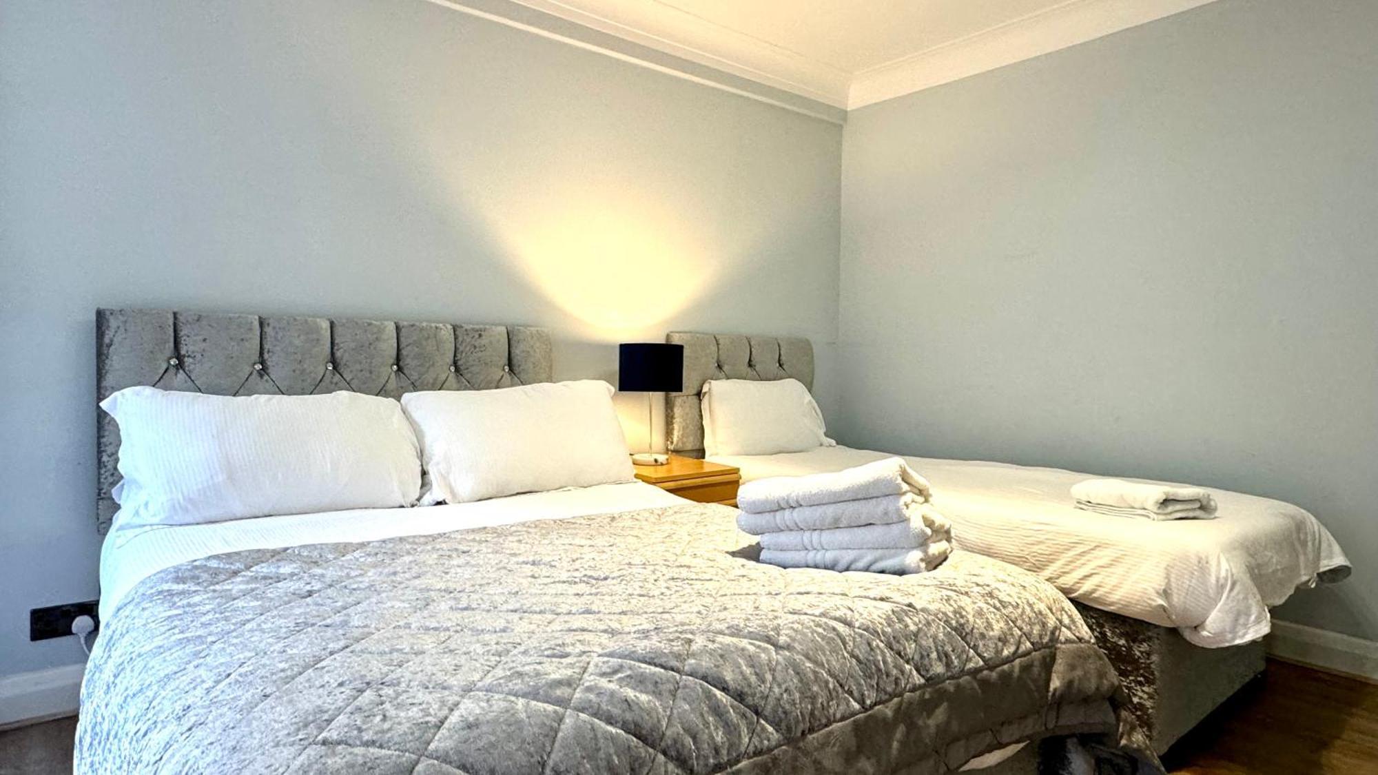 Luxury 2 Bedroom Edgware Road By Amer * London