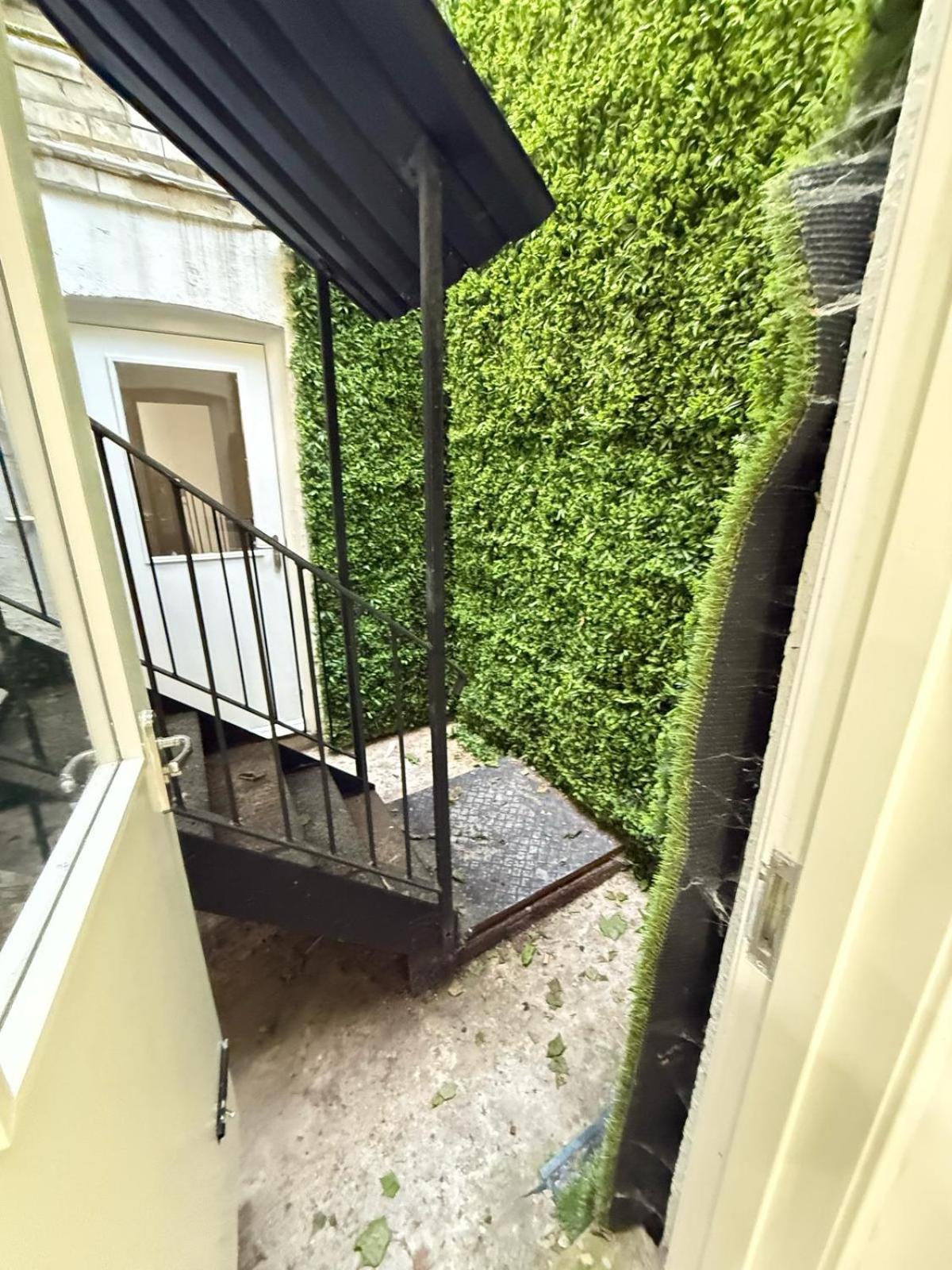 Bell Street 2 Bedroom Flat B Apartment