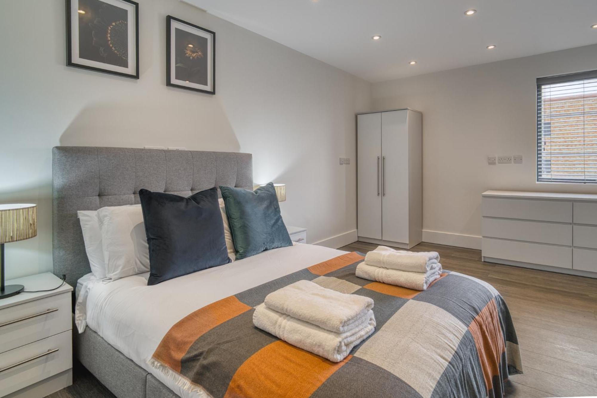Hive - East Apartment