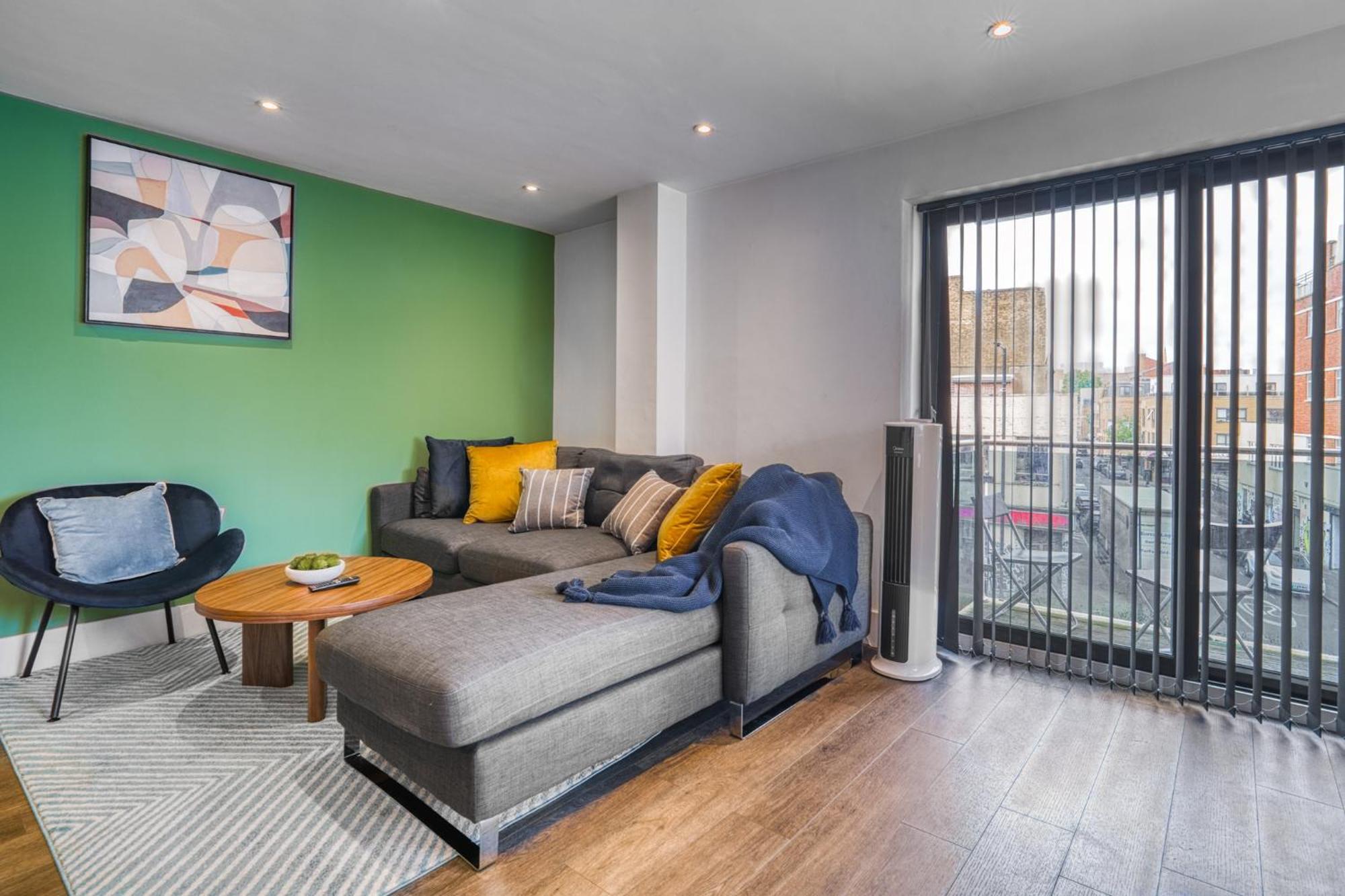 Apartment Hive - East London