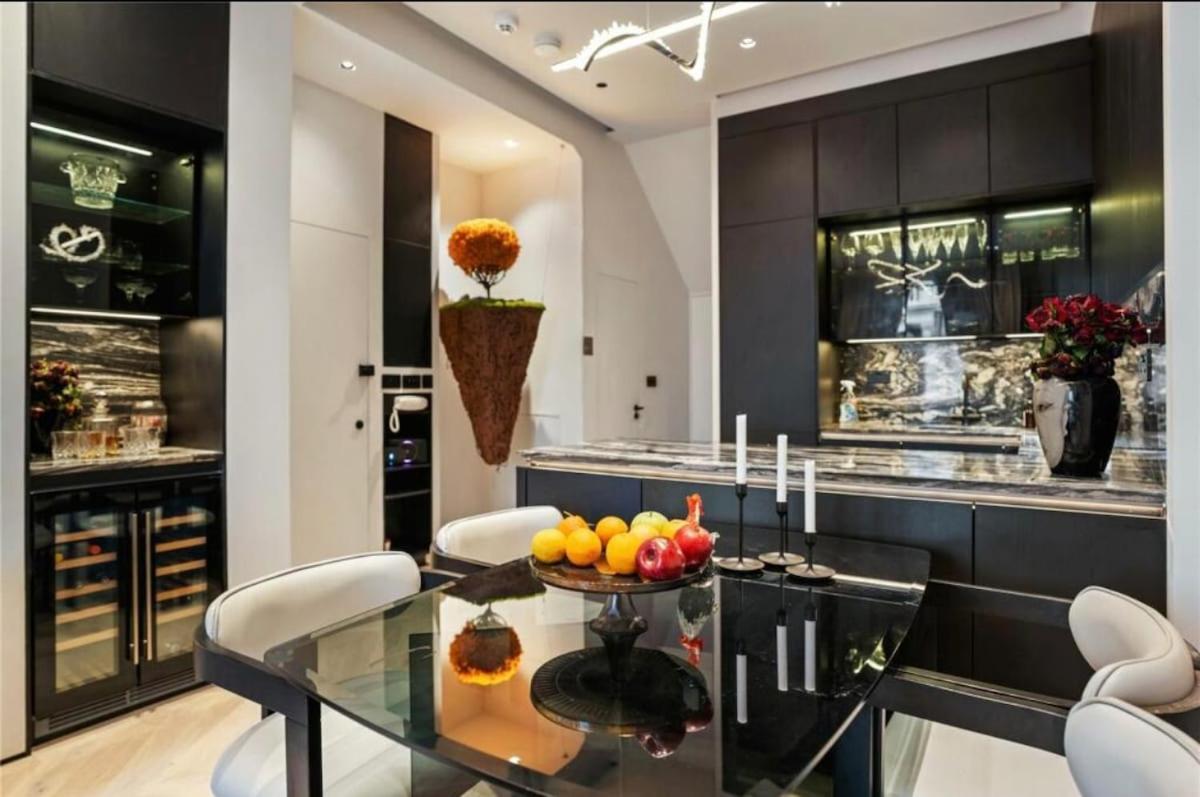 Stylish - Walk To Sights Apartment *