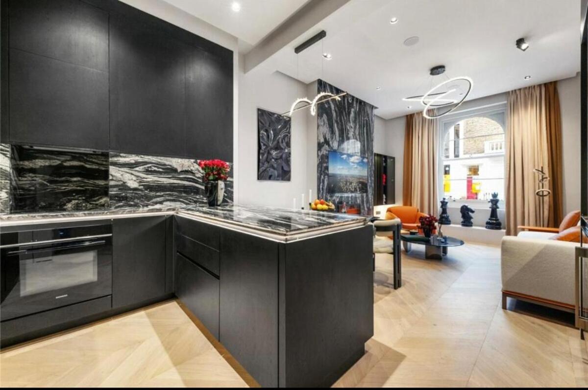 Stylish - Walk To Sights Apartment London