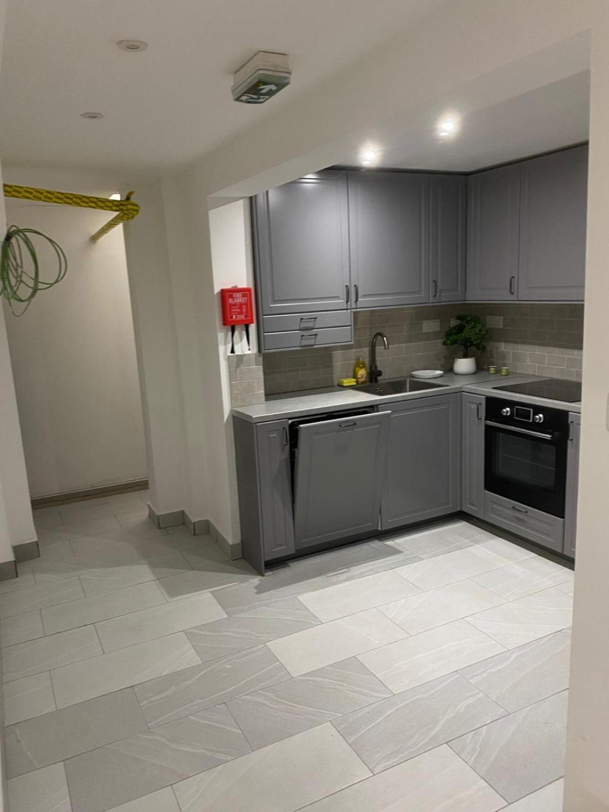 Bell Street 2 Bedroom Flat A