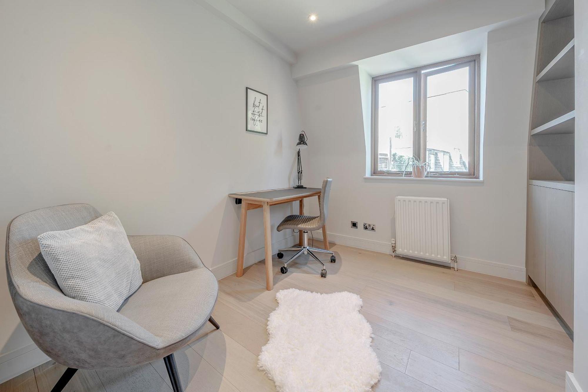 Luxurious 4 Bedroom In Kensington Сasa de vacaciones