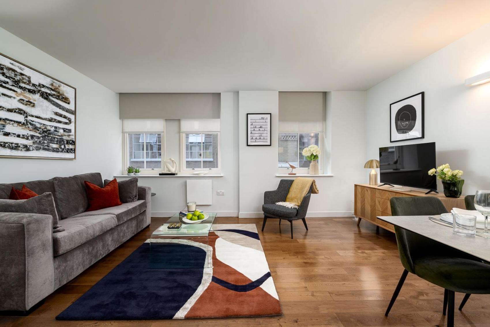 Liverpool Street I Your Apartment London