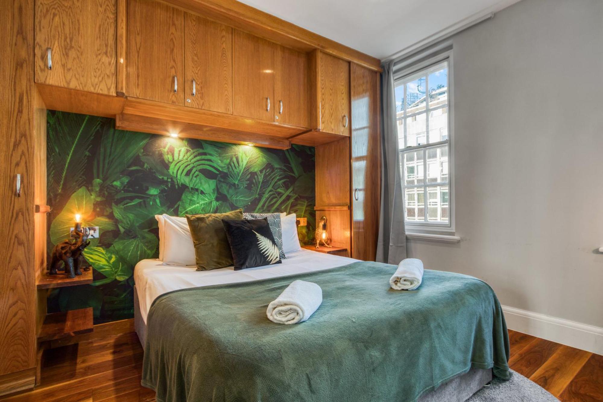 Luxe - Hyde Park - 2bed 3bath A/c + Lift