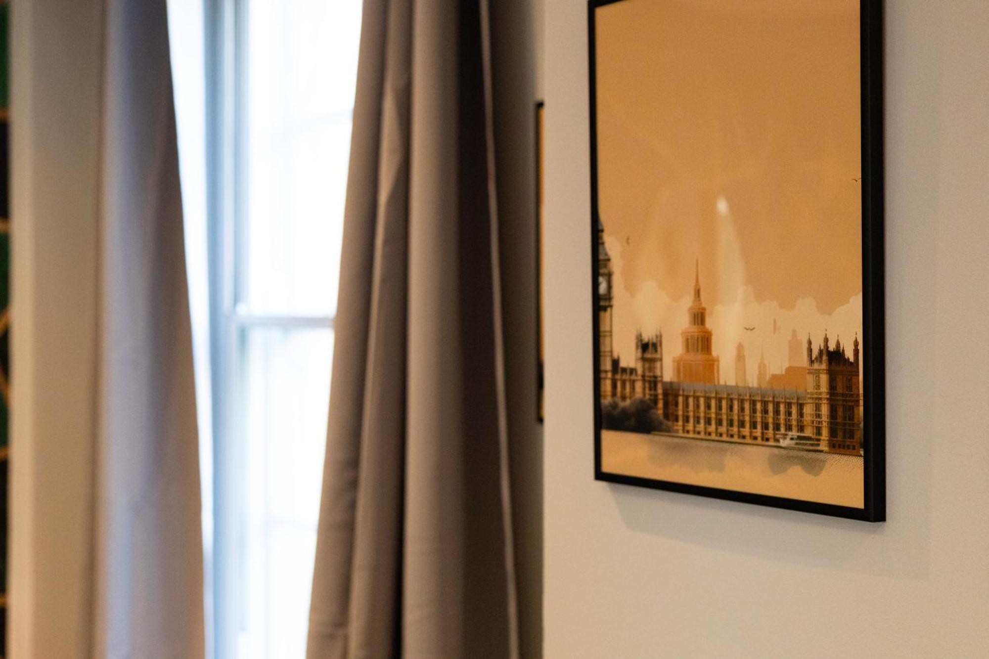 Luxe - Hyde Park - 2bed 3bath A/c + Lift Apartment *