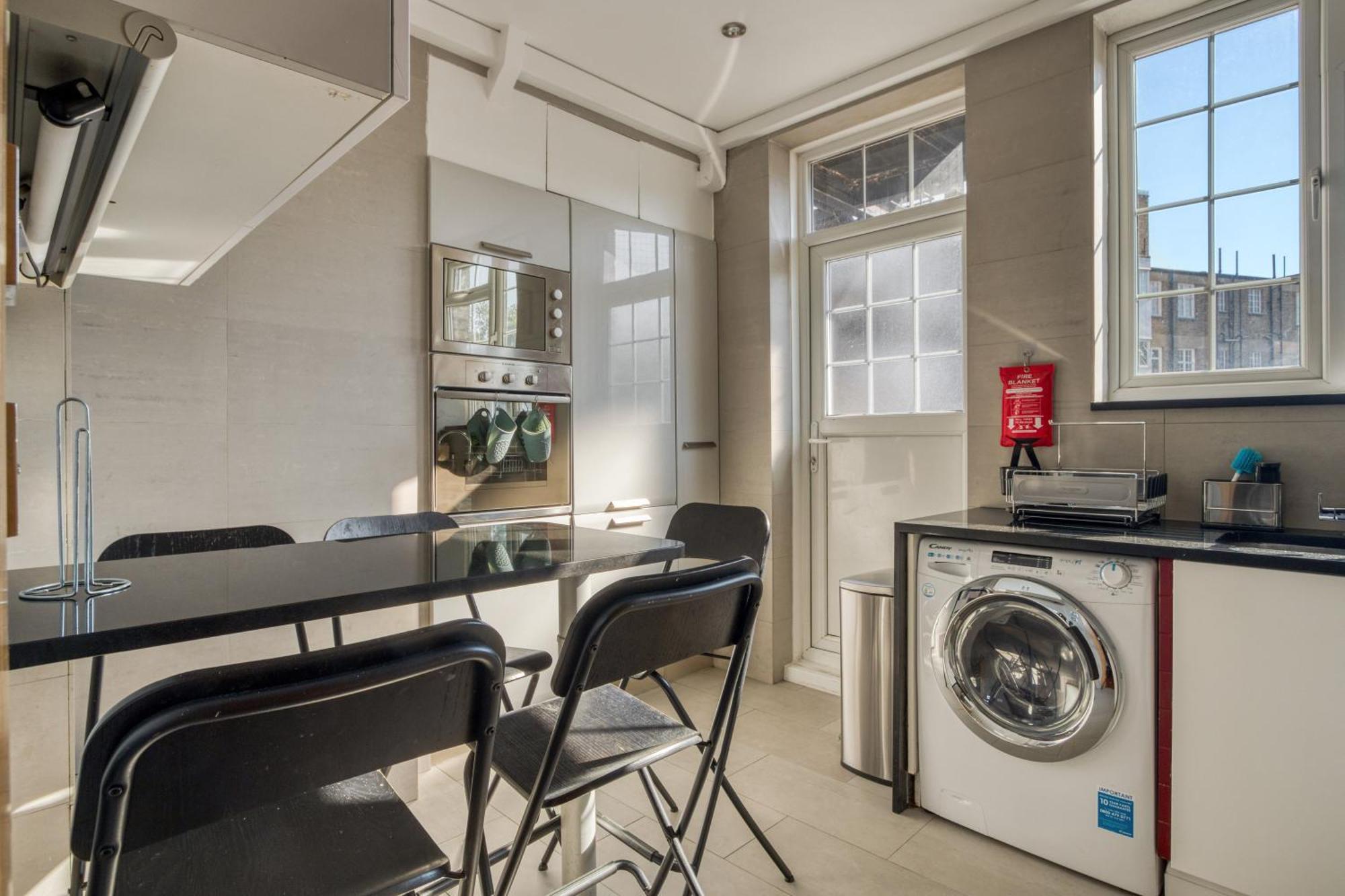 Luxe - Hyde Park - 2bed 3bath A/c + Lift Apartment London