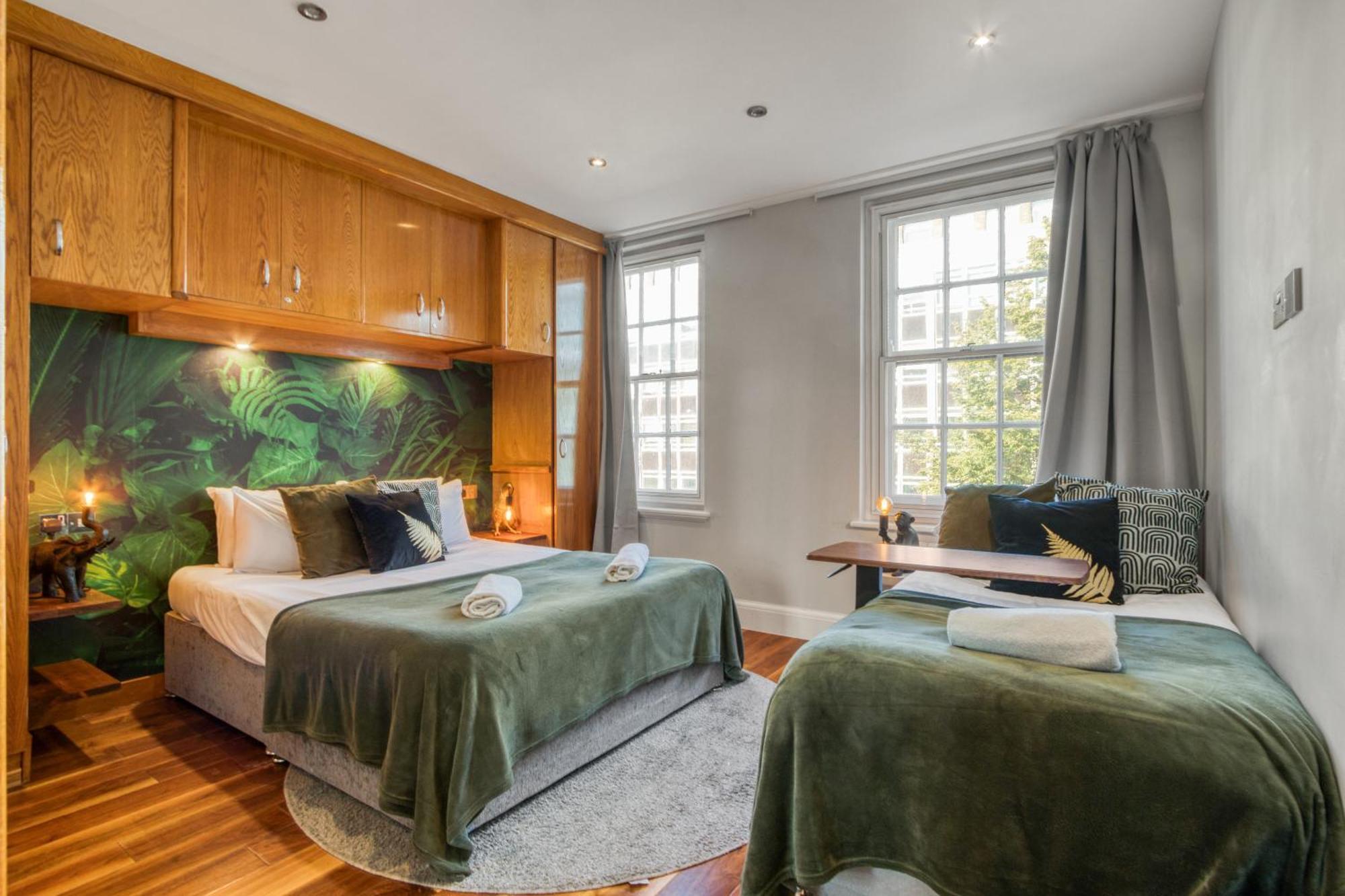 Luxe - Hyde Park - 2bed 3bath A/c + Lift Apartment *