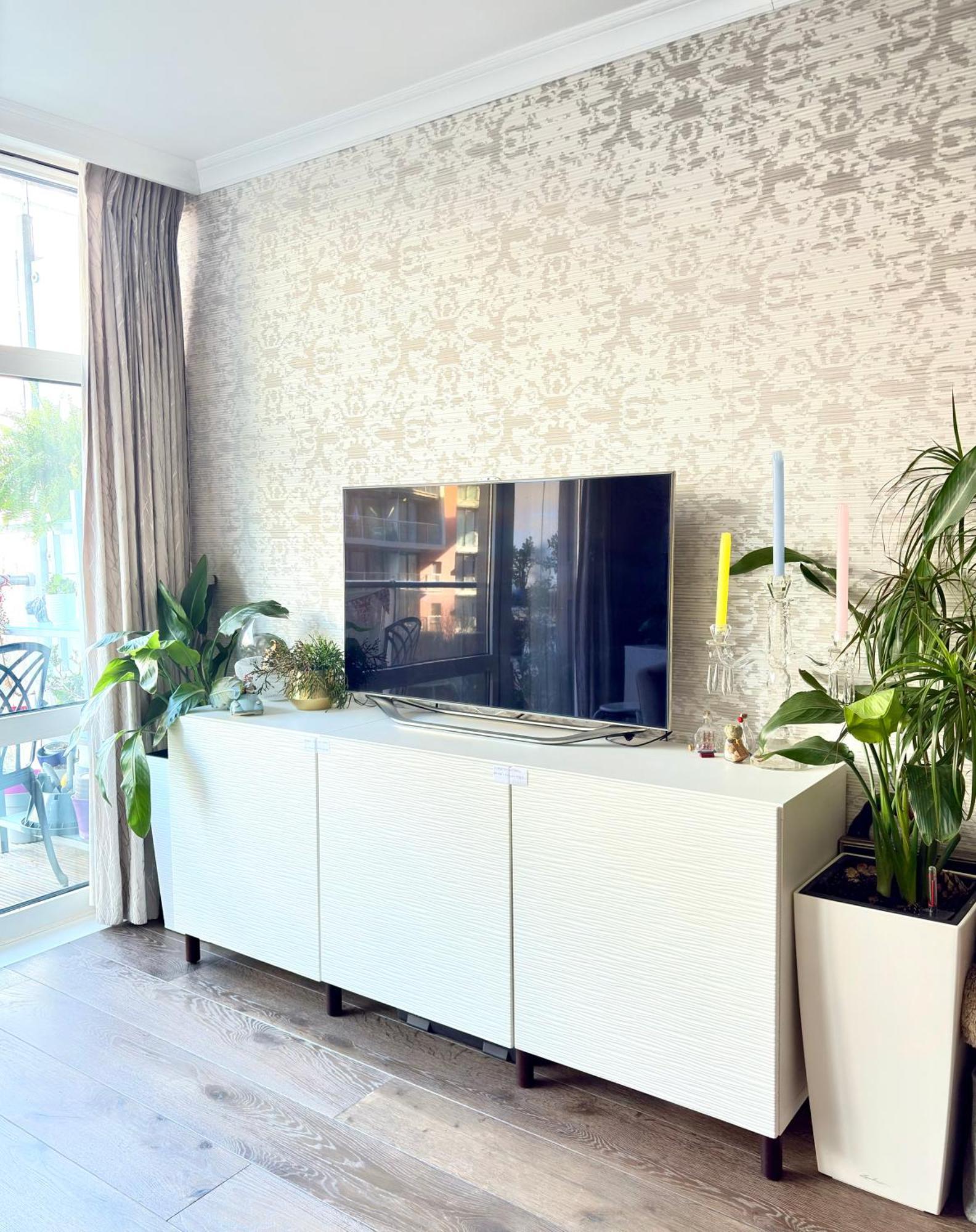Apartment With Balcony *