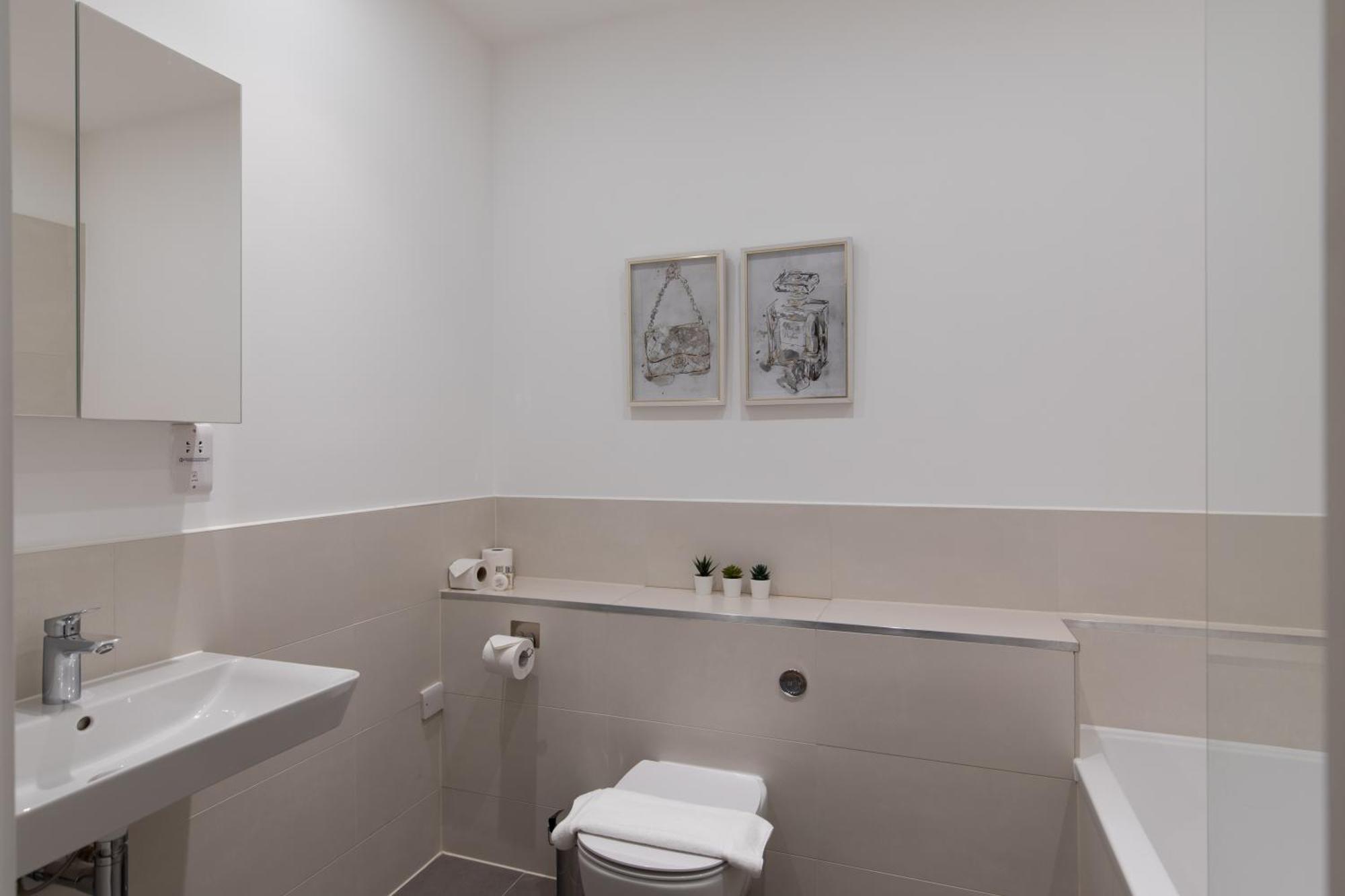 Homely – Prestige Camden London