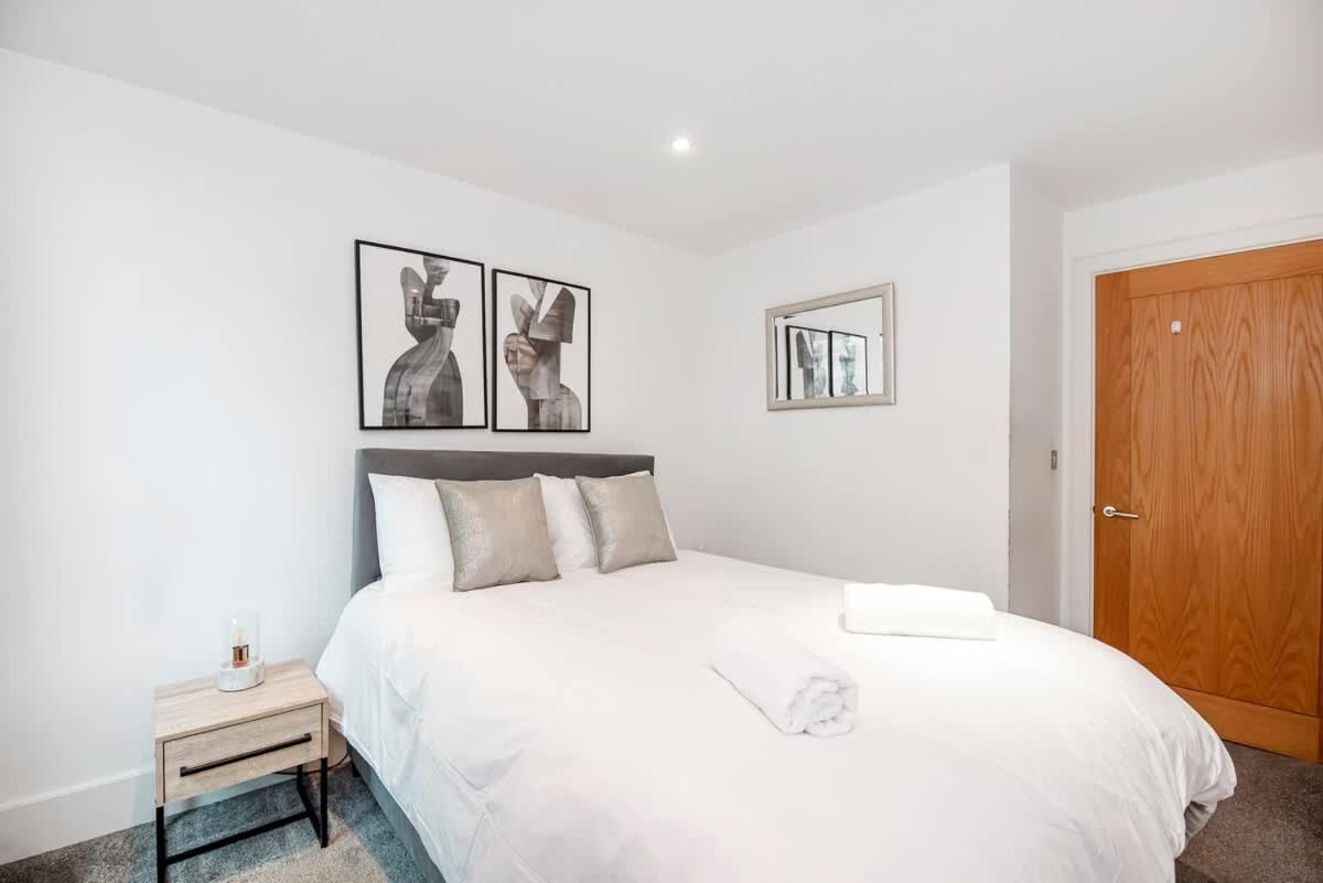Appartement 2 Bed With Large Terrace *