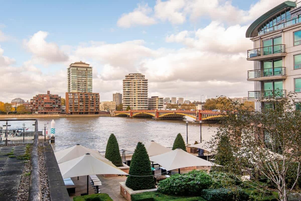 2 Bed With Large Terrace * Londen