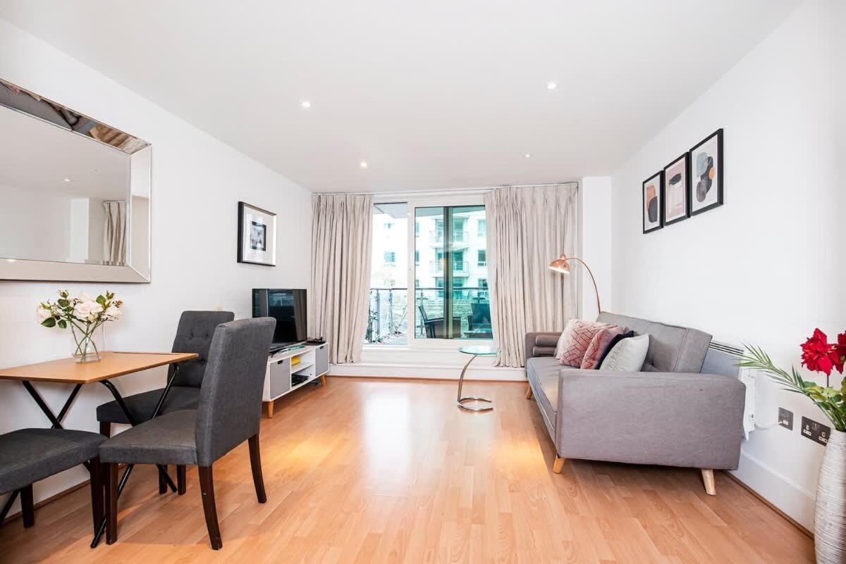 Appartement 2 Bed With Large Terrace *