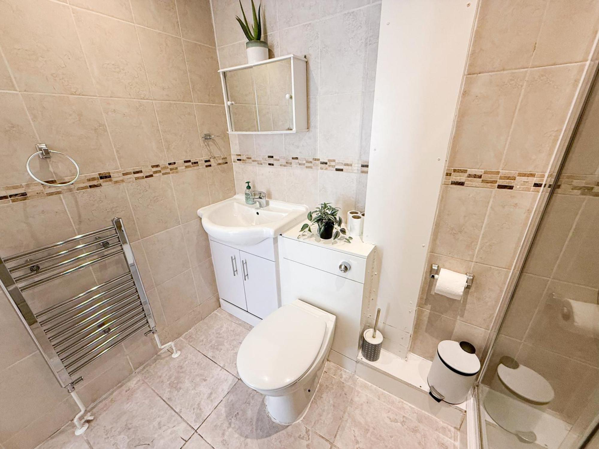Lovely 3 Bedroom Flat , Aldgate, Tower Hill, Whitechapel Appartement