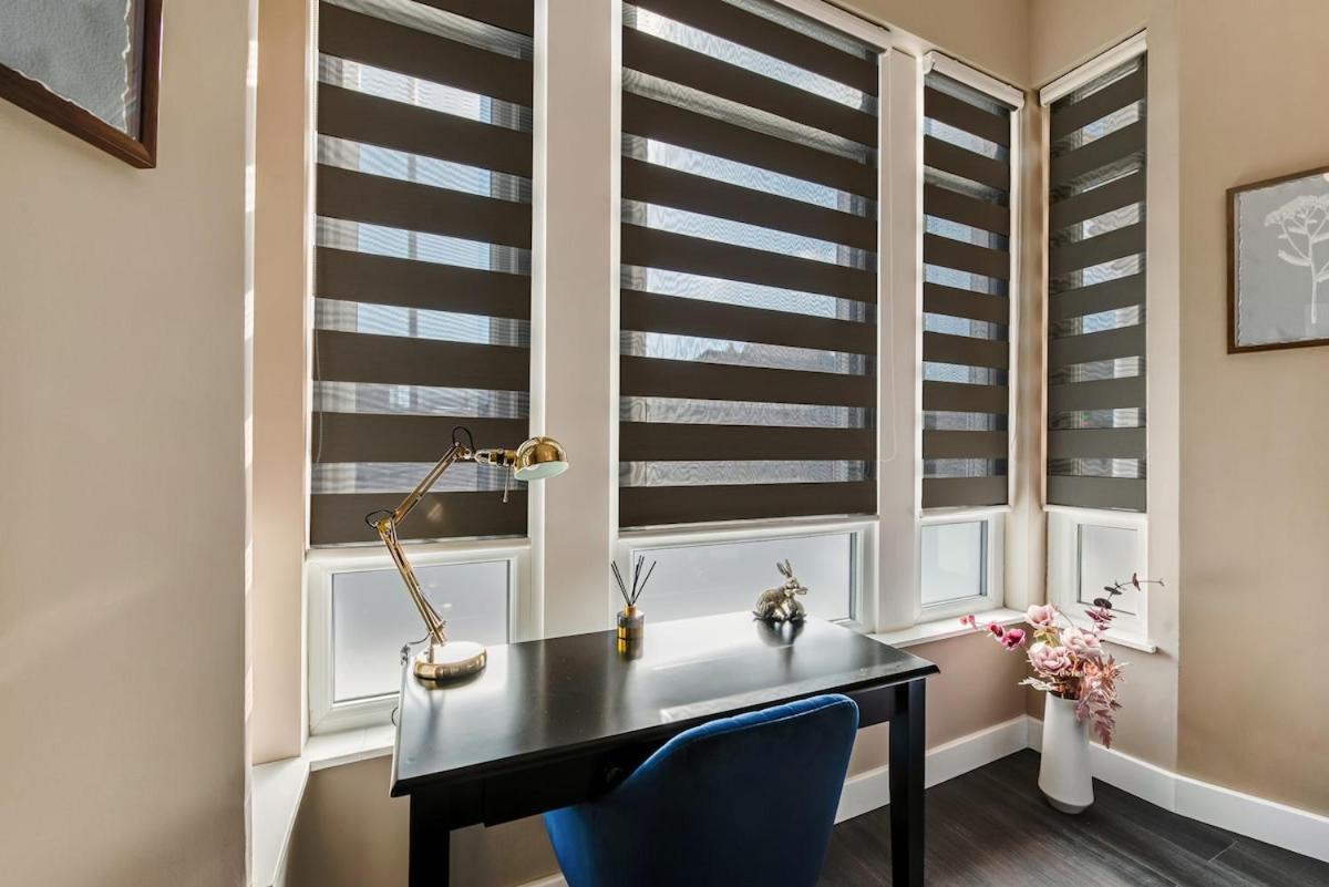 Perfect For Travelers Great Location 4 London