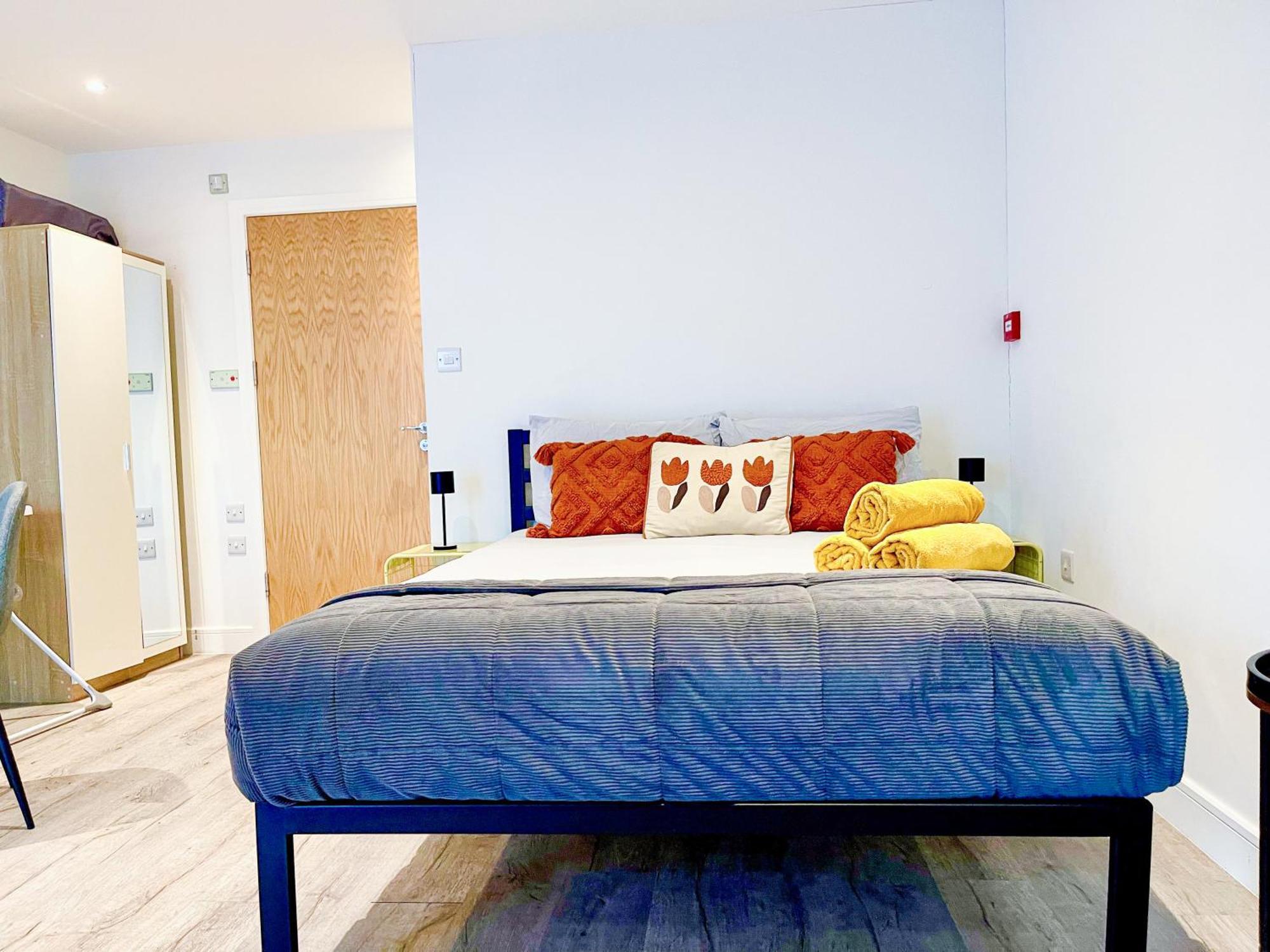Sleek Flat Near Highbury & Islington Station Apartment London