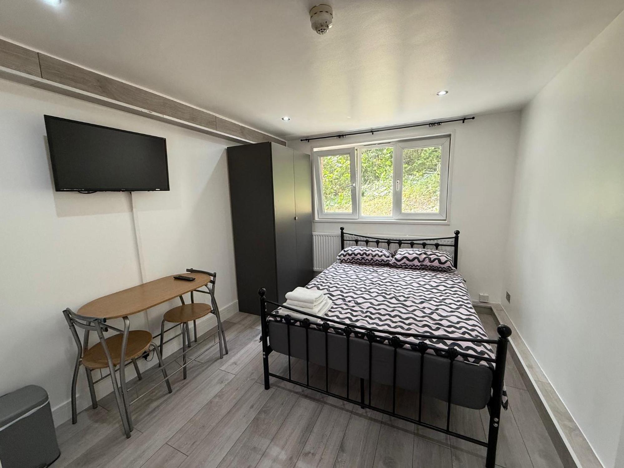Comfy - Finchley Road Appartement Londen