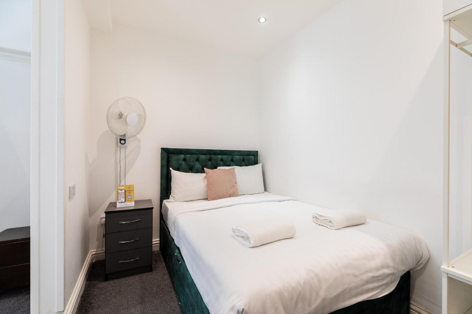 The Chapter - Hyde Park Hotel