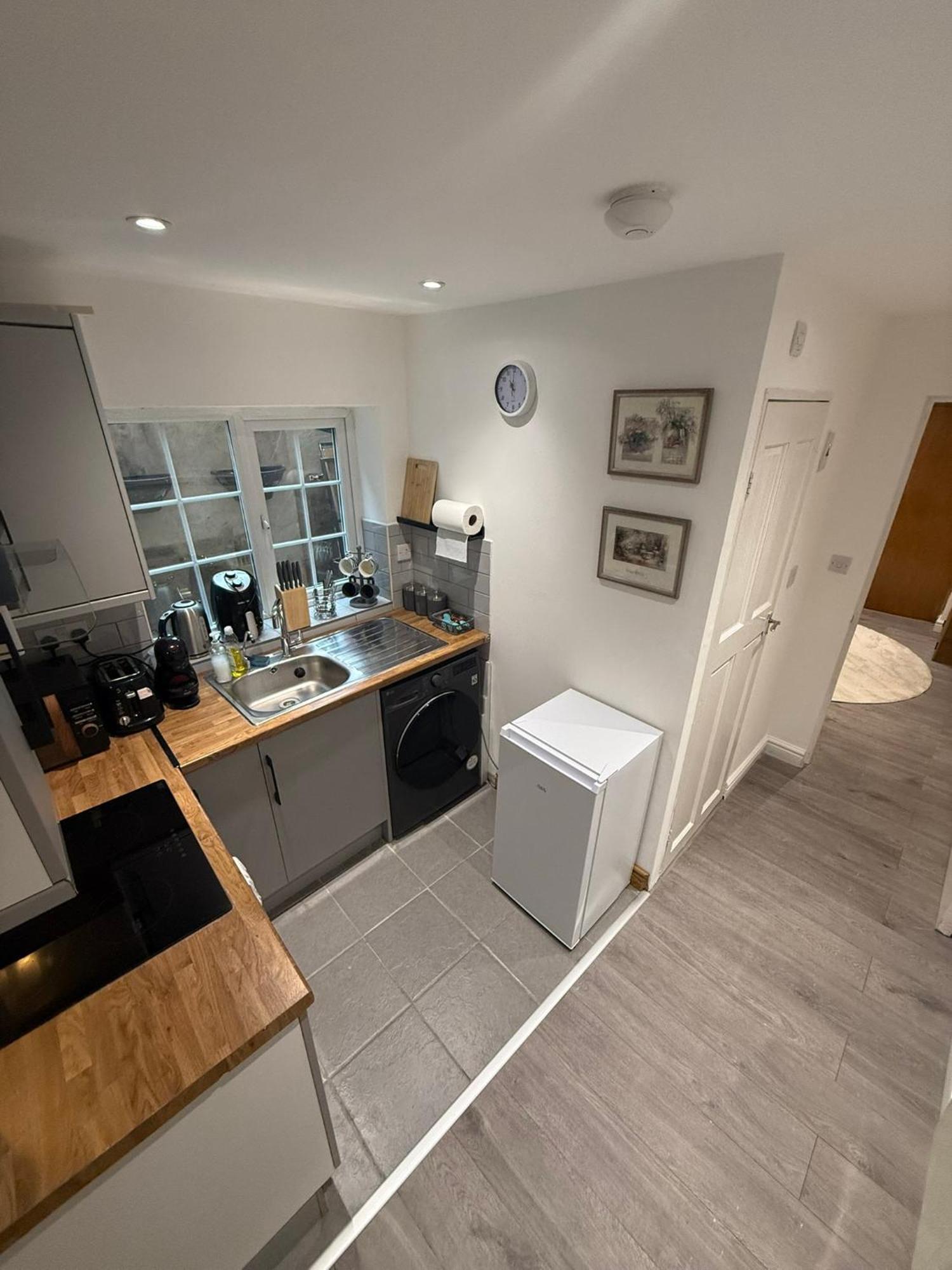 Entire One Double Bedroom London