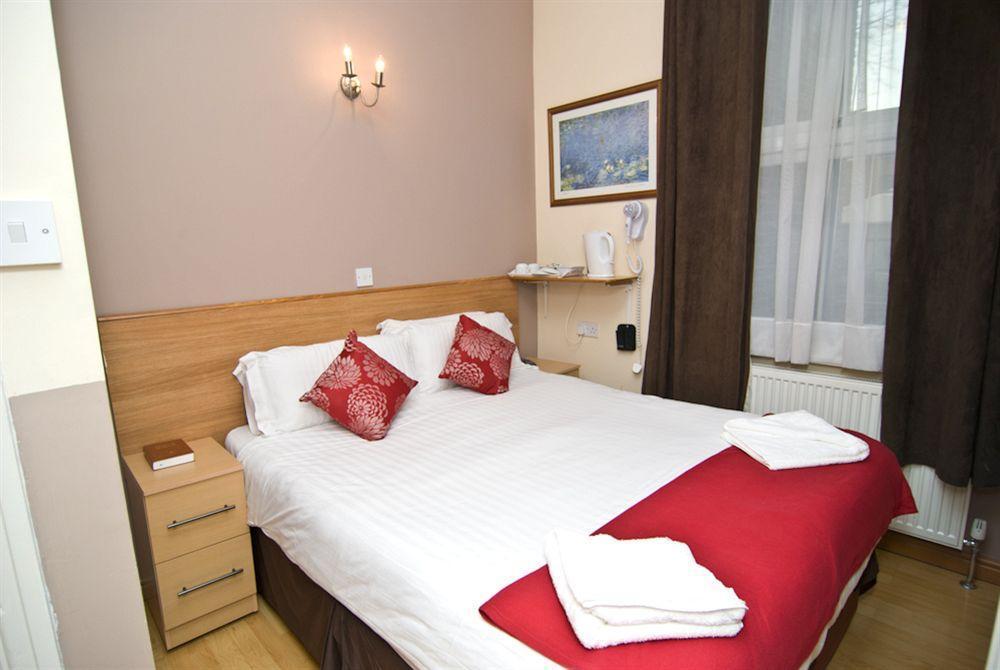 Holland Park Grove Hotell 3*