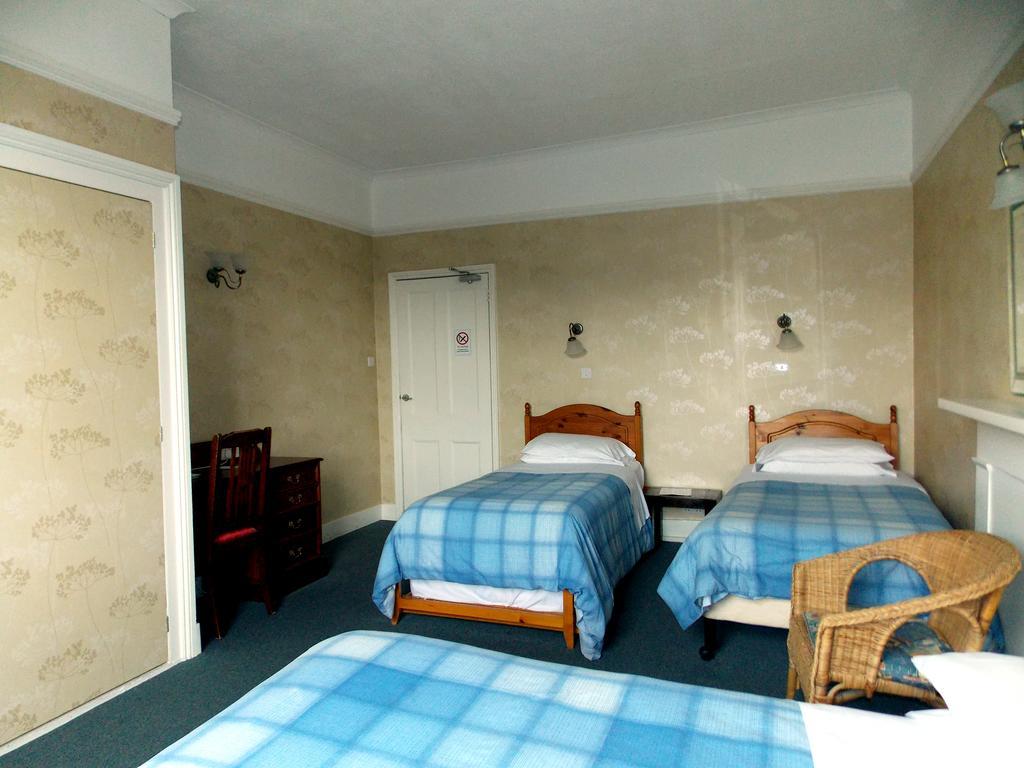 Guest house Dillons London