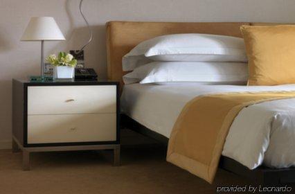 Cheval Phoenix House At Sloane Square Aparthotel London
