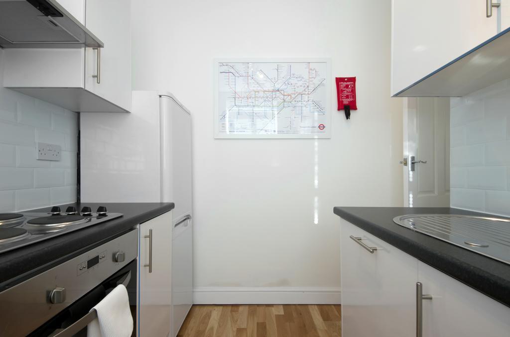 2 Bedroom Apartment *